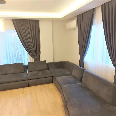 Tuerkel Villa مرمريس